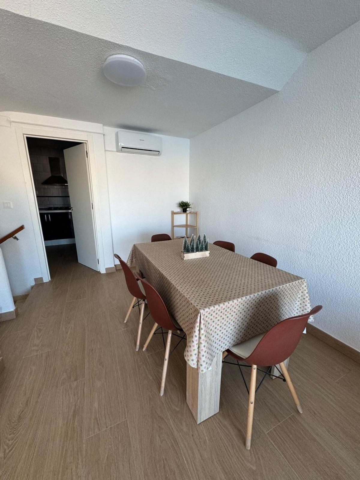 הוילה בנידורם Bonito Triplex Con Increibles Vistas מראה חיצוני תמונה
